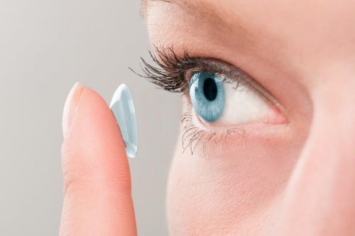 Les lentilles de contact protègent-elles des UV ?