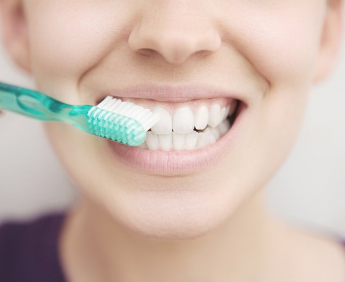 5 raisons pour lesquelles vous devez laver vos dents en entier