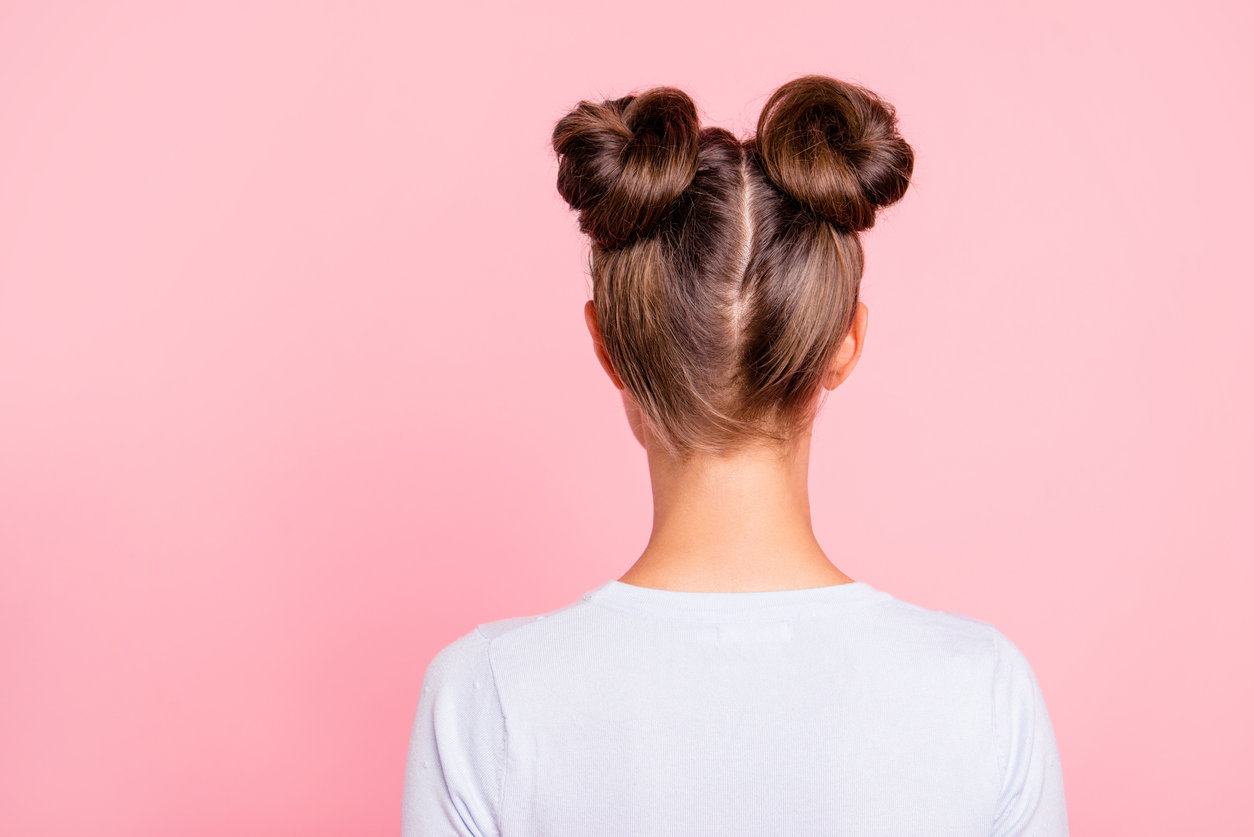 5 coiffures dangereuses pour vos cheveux