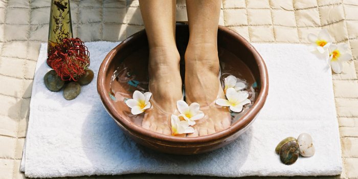 Pieds : 7 choses essentielles Ã  faire une fois dÃ©chaussÃ©