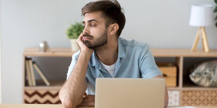 Des dentistes rÃ©vÃ¨lent 7 habitudes qui abÃ®ment votre mÃ¢choire et vos dents