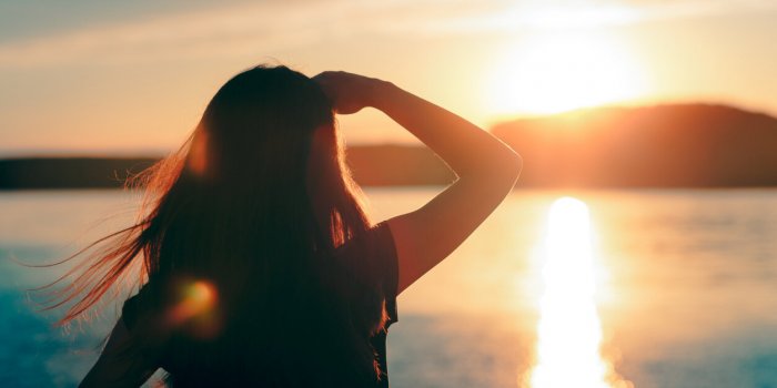 Sept gestes du quotidien Ã  ne plus faire pour prÃ©venir le vieillissement des yeux