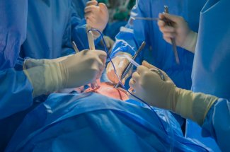 Greffe cardiaque : le CHU de Dijon realise une implantation d’un cœur artificiel total