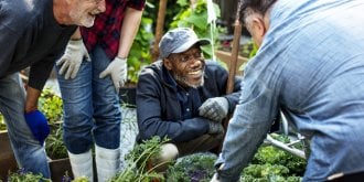 De l’eco-anxiete a l’eco-lucidite, les solutions pour transformer la souffrance en action