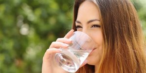 Cerveau : ce que vous risquez si vous ne buvez pas assez d’eau