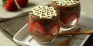 Mousse au chocolat et aux fruits rouges