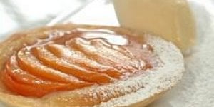 Tarte aux peches facon normande