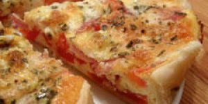 Quiche a la tomate et au gruyere