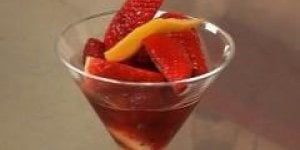 Nage de fruits rouges a la cardamome