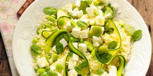 Salade de semoule au Salakis et aux legumes verts