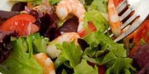 Salade de tomates et de crevettes