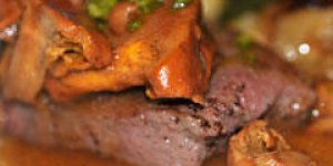 Filet de biche aux girolles