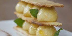 Millefeuille a la poire confite