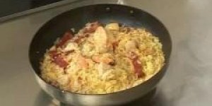 Jambalaya, riz moelleux parfume aux gambas et poulet