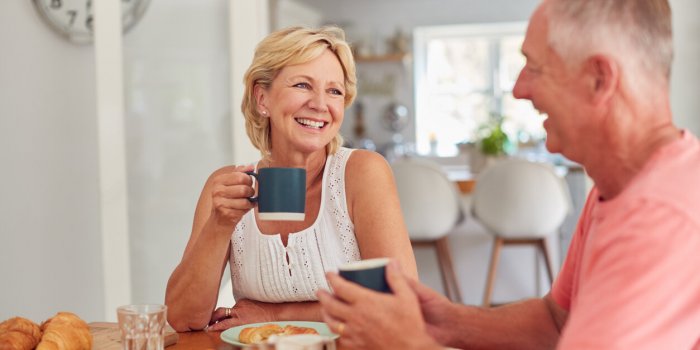 Doit-on prendre sa douche avant ou après le petit déjeuner ?