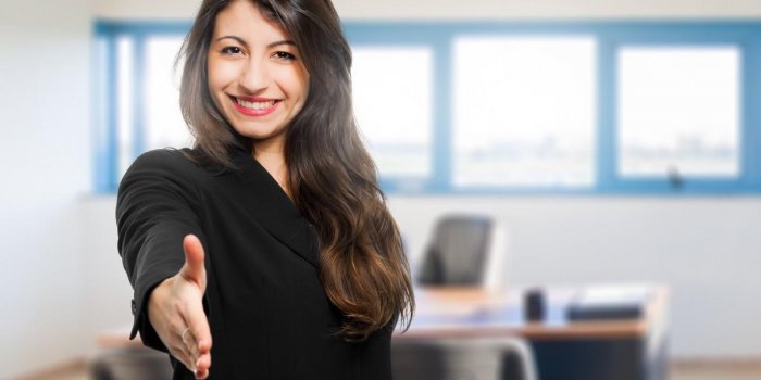 woman giving an handshake