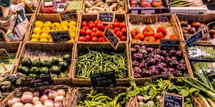 Les infos à repérer pour déterminer la qualité et la provenance de nos fruits et légumes