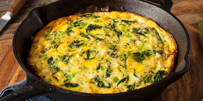 homemade spinach and feta fritatta in a skillet