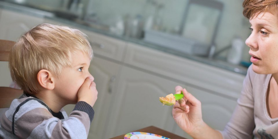 Enfant Qui Refuse De Manger Attention Aux Carences